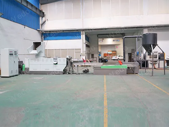 Peletizadora de reciclaje de lavado triturado de residuos de plástico, PP PE HDPE LDPE Llldpe Bolsa de película Granulación Derretir Plastificar Reciclar Máquina peletizadora